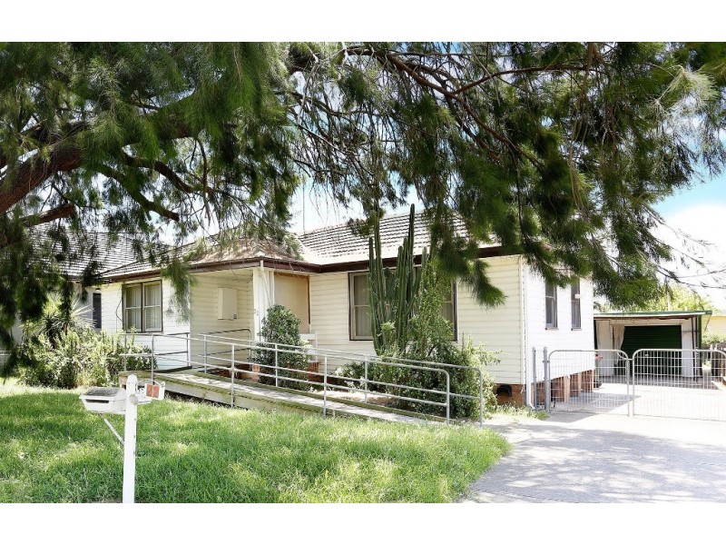 22 Mary Cres, Liverpool NSW 2170
