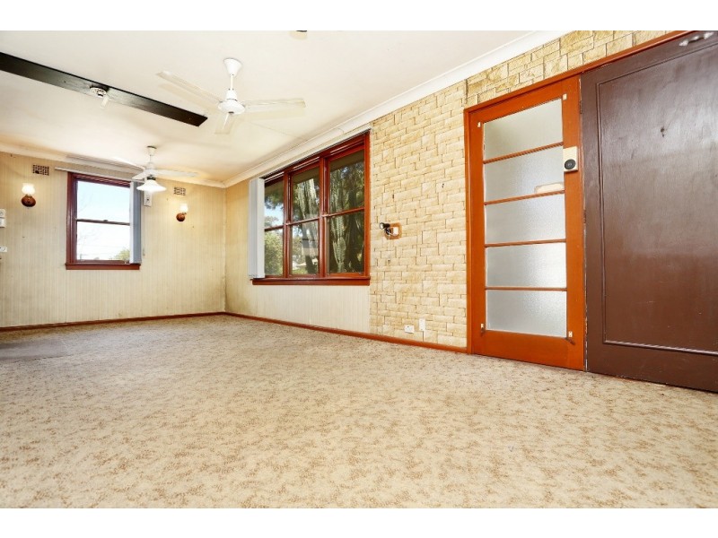 22 Mary Cres, Liverpool NSW 2170