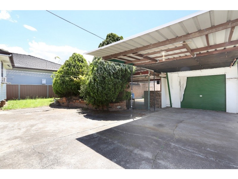 22 Mary Cres, Liverpool NSW 2170