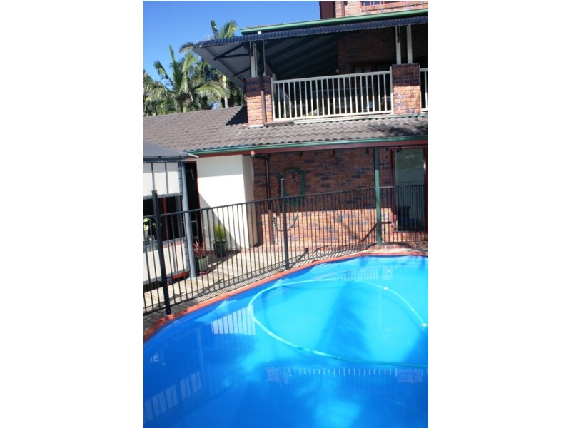 4 Triton Crt, Shoal Point QLD 4750