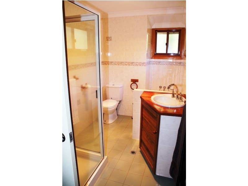 4 Triton Crt, Shoal Point QLD 4750