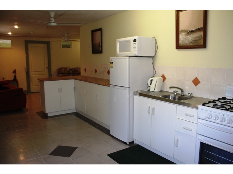 4 Triton Crt, Shoal Point QLD 4750