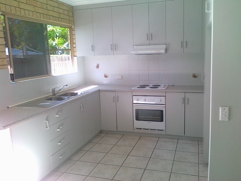 Unit 2, 39 Flight Drive, Moranbah QLD 4744