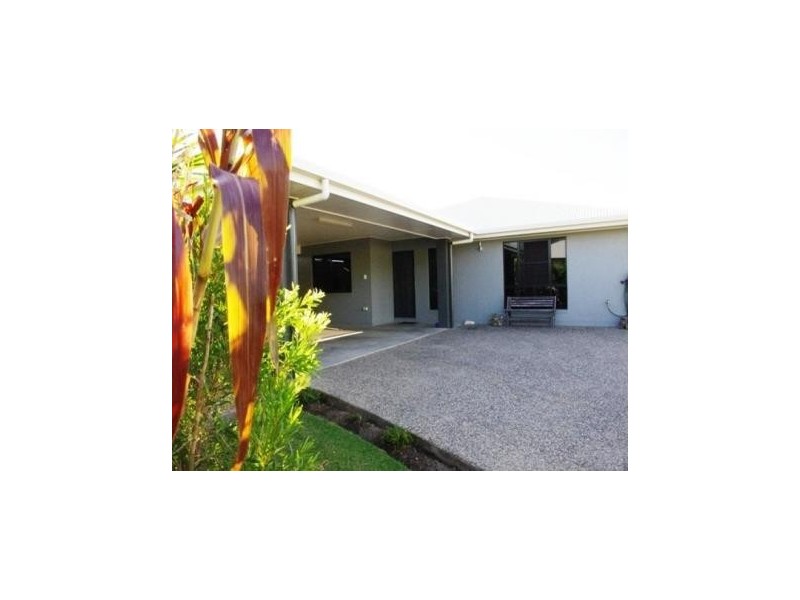 4 Dan Court, Walkerston QLD 4751
