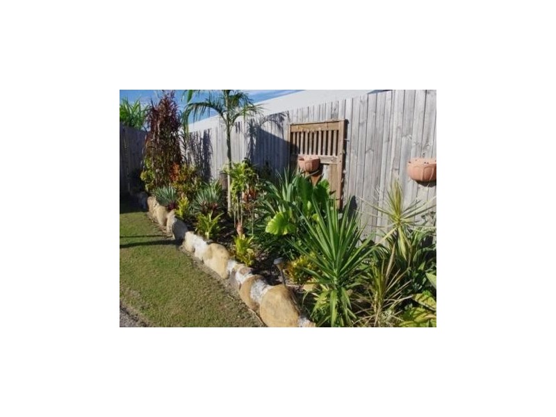 4 Dan Court, Walkerston QLD 4751