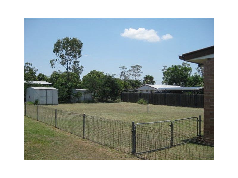 6 Paterson Street, Dysart QLD 4745