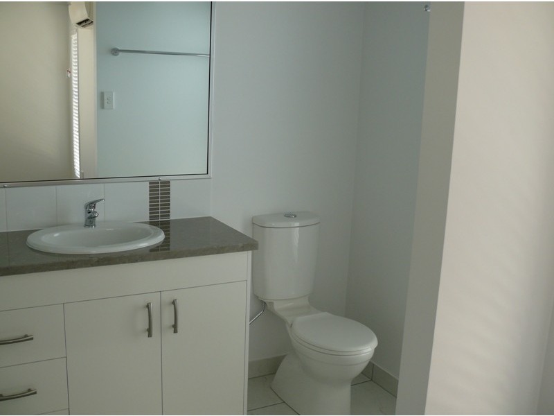 9 Lancaster way, Ooralea QLD 4740