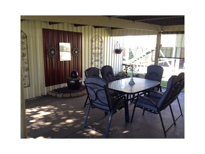 4 Breen Street, Sarina QLD 4737
