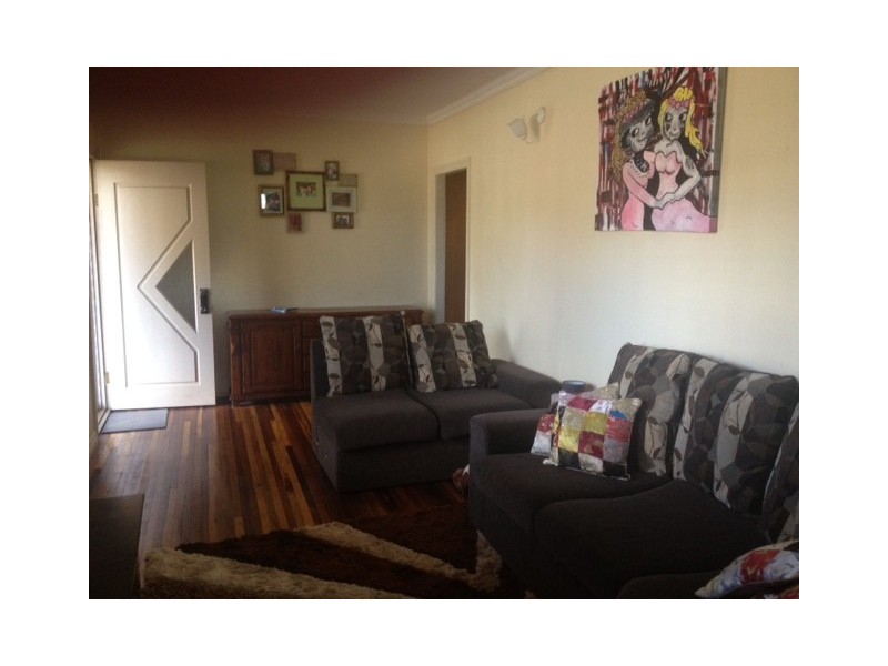 4 Moffat, North Mackay QLD 4740