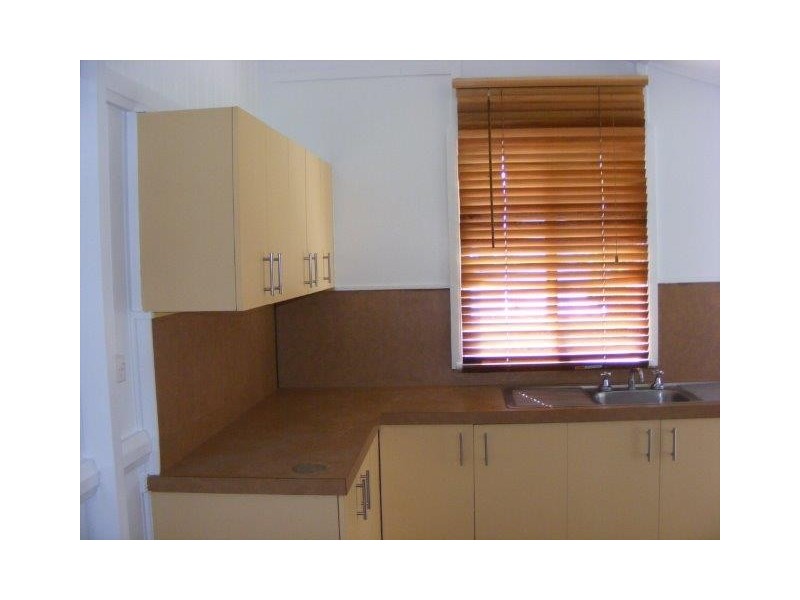 11 Martin Street, North Mackay QLD 4740