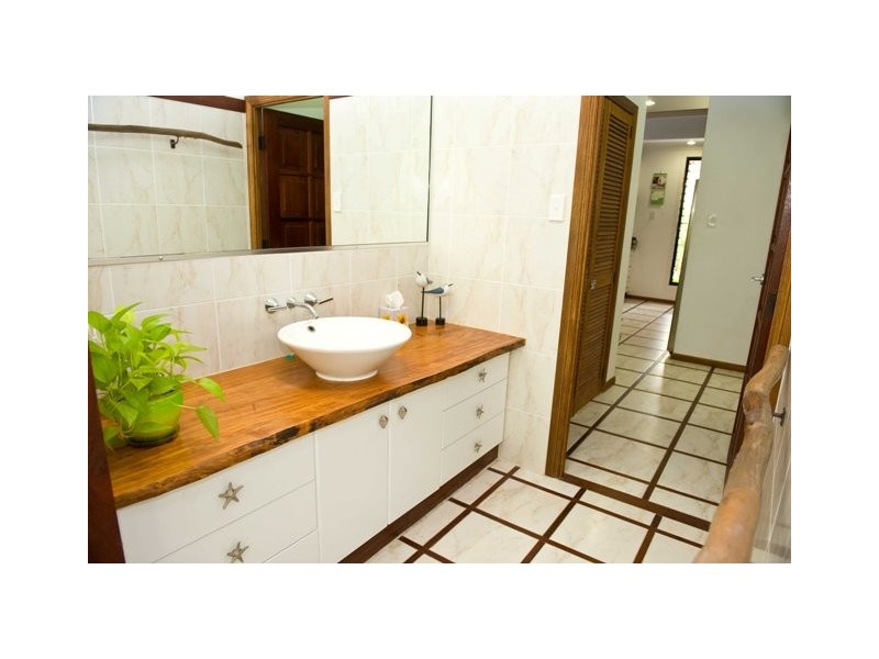 Blacks Beach QLD 4740