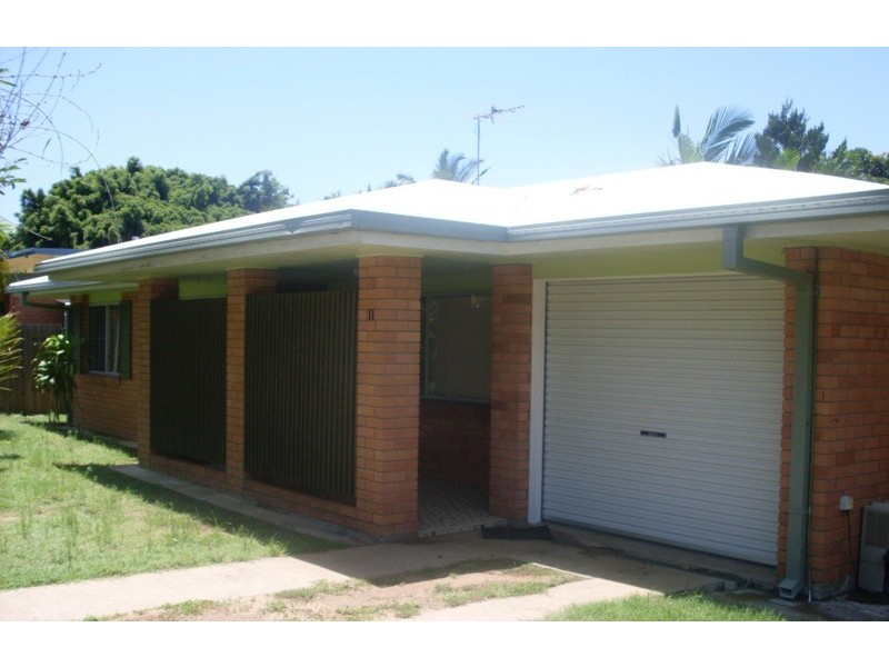 11 St Bees Ave, Bucasia QLD 4750
