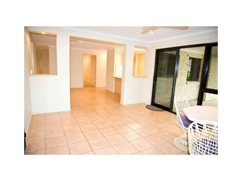 5 Eden Court, Glenella QLD 4740