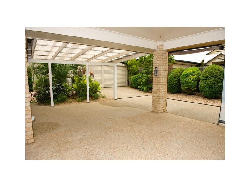 5 Eden Court, Glenella QLD 4740