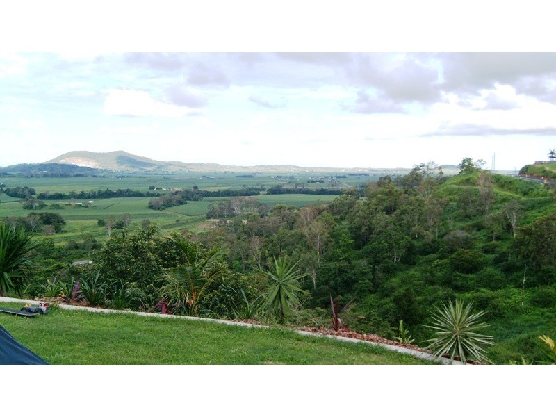 88 Ian Reddacliff Dr, The Leap QLD 4740