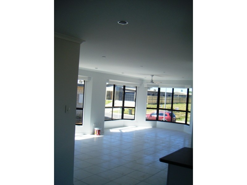 7 Peacock st, Marian QLD 4753