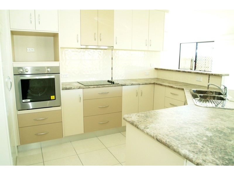 44 Gingham Street, Glenella QLD 4740