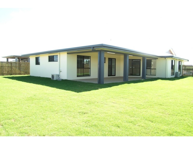 44 Gingham Street, Glenella QLD 4740