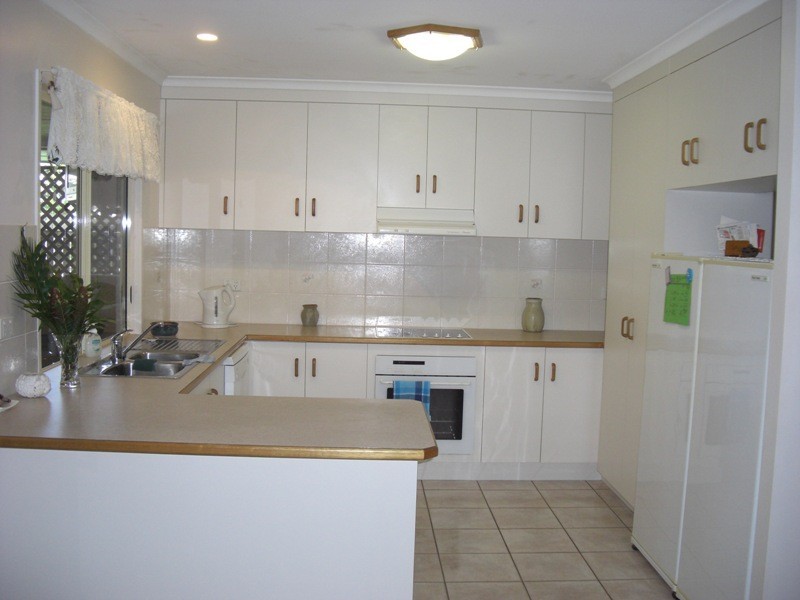 16 Emperor Drive, Andergrove QLD 4740