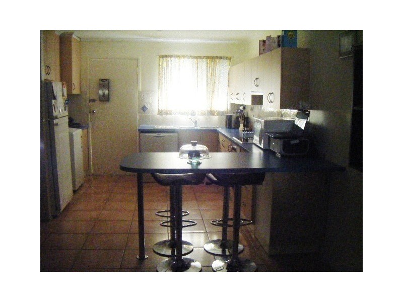 Unit 3/ 4 Kate, East Mackay QLD 4740
