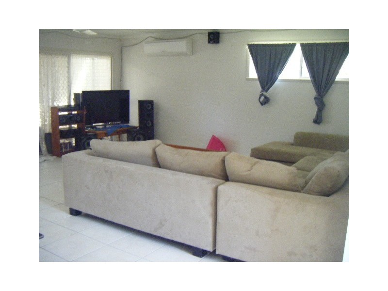 52 Charles Hodge, Mount Pleasant QLD 4740