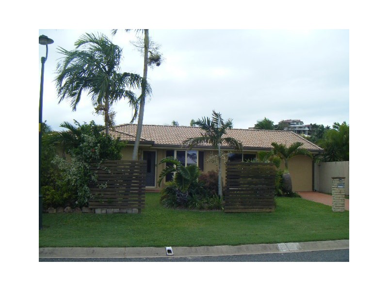 4 Botha Street, Blacks Beach QLD 4740