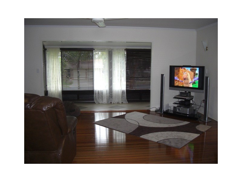 43 Davey Street, Glenella QLD 4740