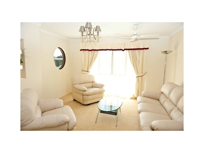 33 Windmill Crossing, Mount Pleasant QLD 4740