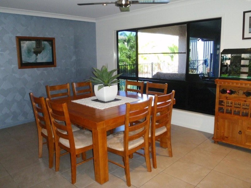 1 Bangalow Court, Andergrove QLD 4740