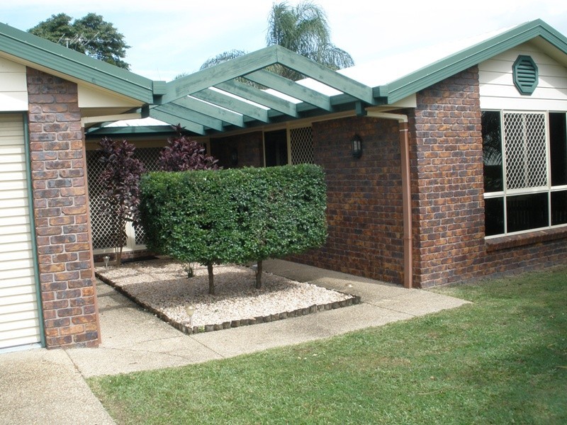 10  Matterson Ave, Blacks Beach QLD 4740