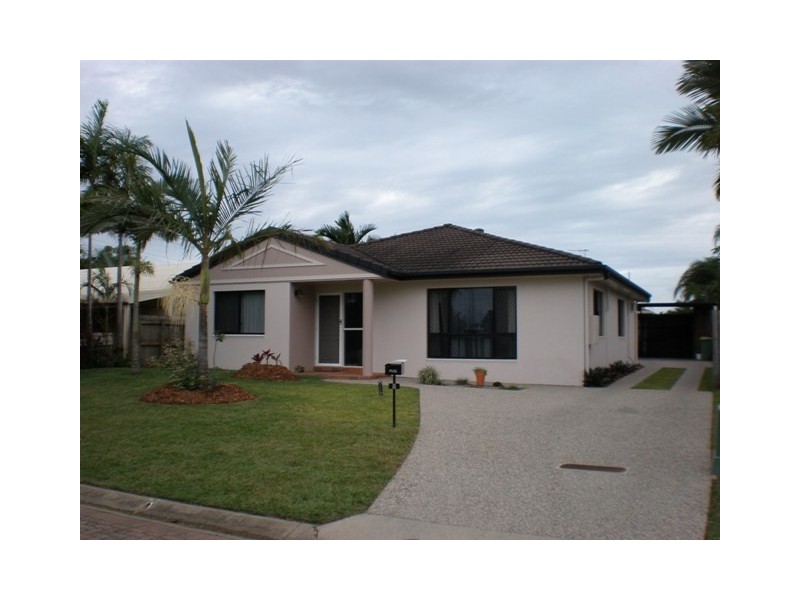 8 Adams Court, South Mackay QLD 4740