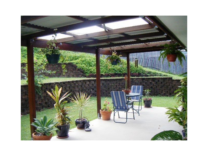 18 McLaughlin Drive, Blacks Beach QLD 4740