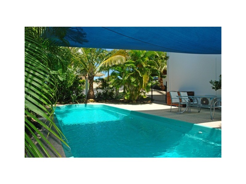 11 Sunrise Place, Blacks Beach QLD 4740