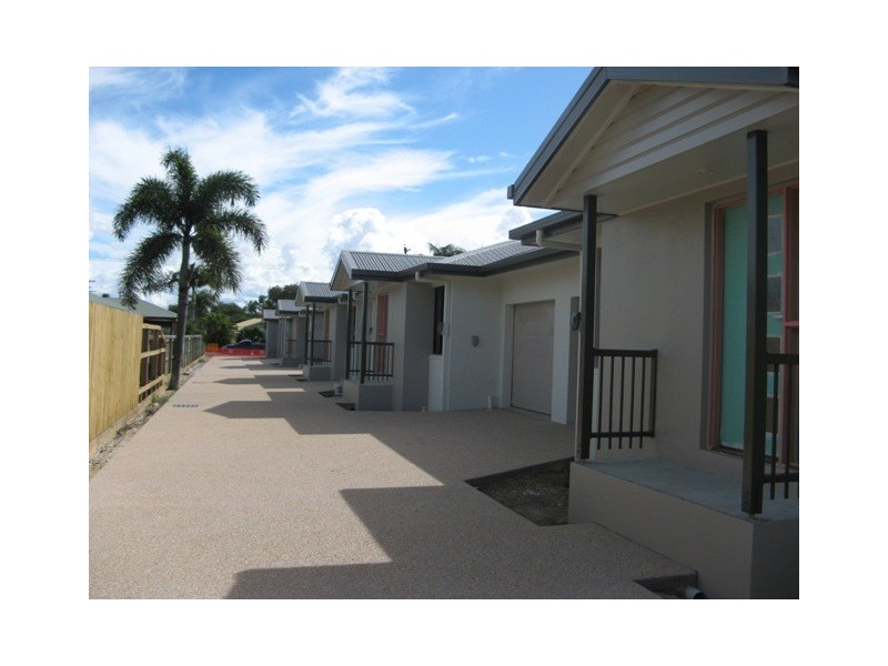 1/22 Canberra Street, North Mackay QLD 4740