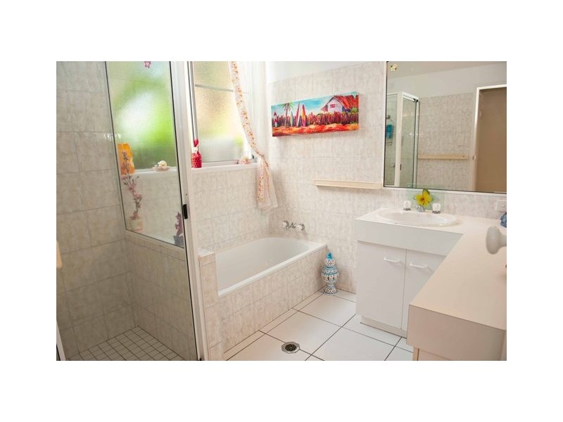 5 Glenwood Park, Andergrove QLD 4740