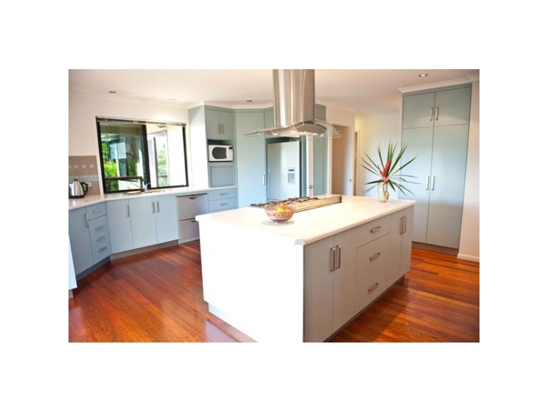 32 Admiral Drive, Dolphin Heads QLD 4740