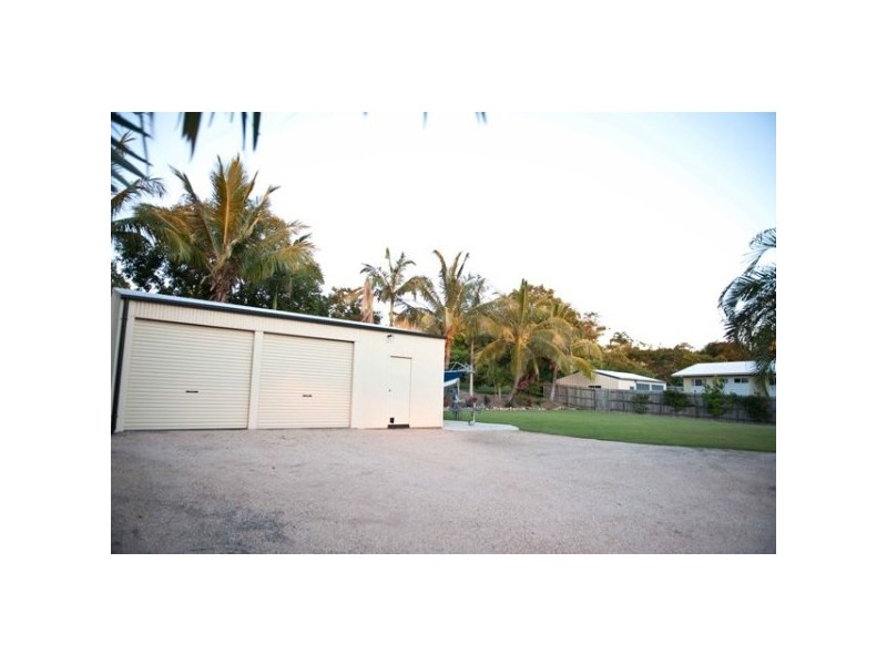 32 Admiral Drive, Dolphin Heads QLD 4740