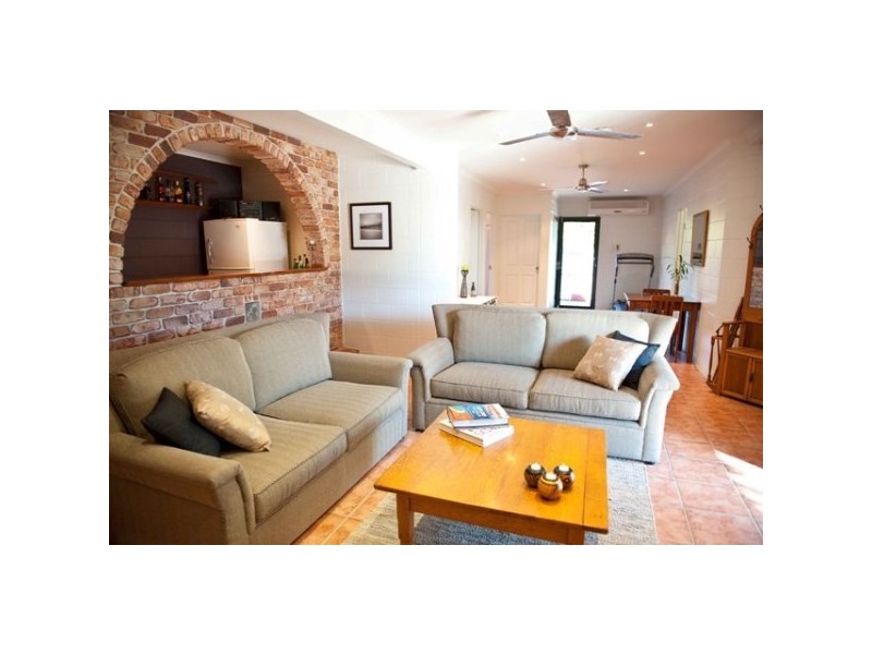 32 Admiral Drive, Dolphin Heads QLD 4740