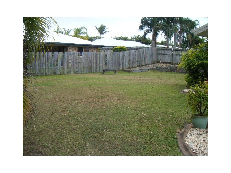 10 Marzan St, Rural View QLD 4740