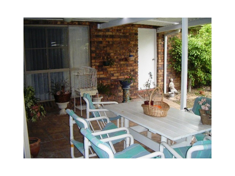 10 Marzan St, Rural View QLD 4740