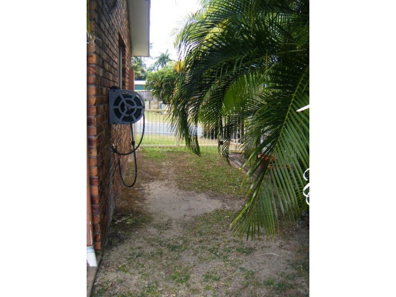 10 Marzan St, Rural View QLD 4740