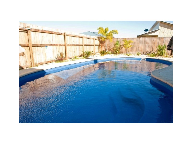 36 Debbiesue Drive, Mount Pleasant QLD 4740