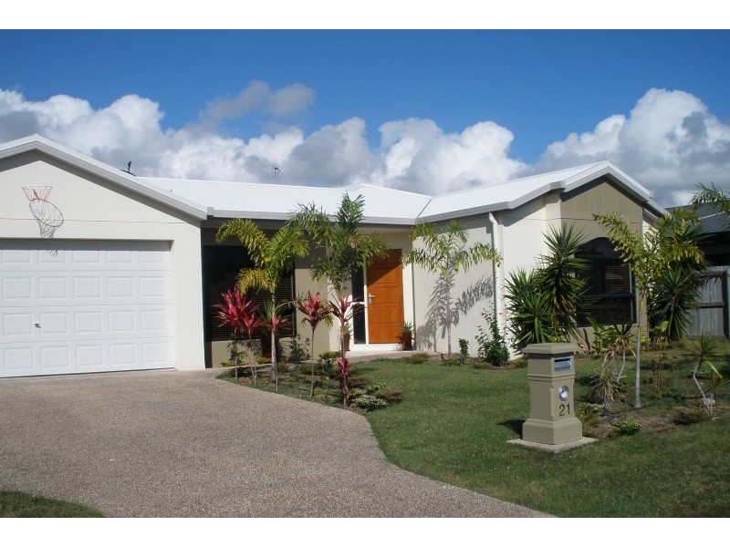 21 Michelle Crs, Bucasia QLD 4750