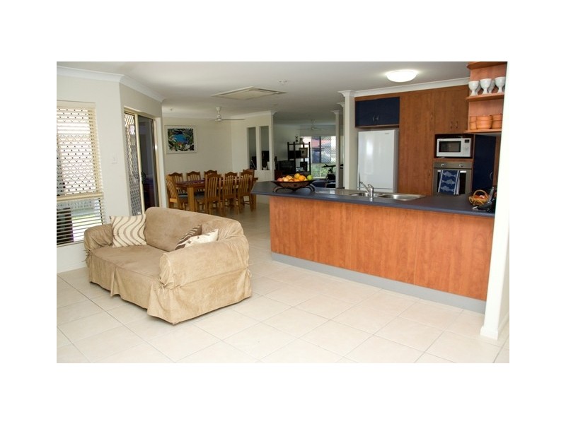 42 Stuart Hindle Drive, Mount Pleasant QLD 4740