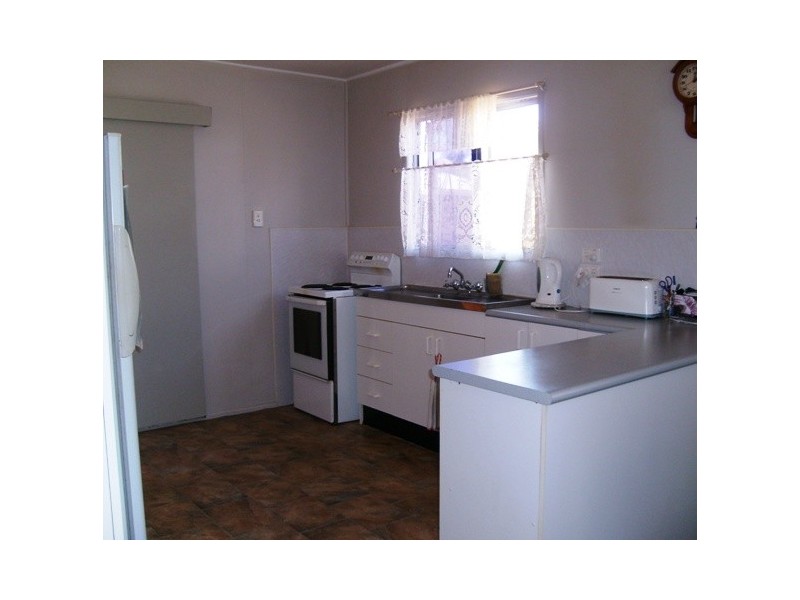 16 Moody St, East Mackay QLD 4740