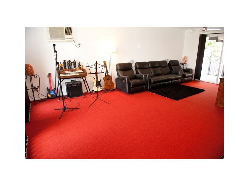 121 Phillip Street, Mount Pleasant QLD 4740