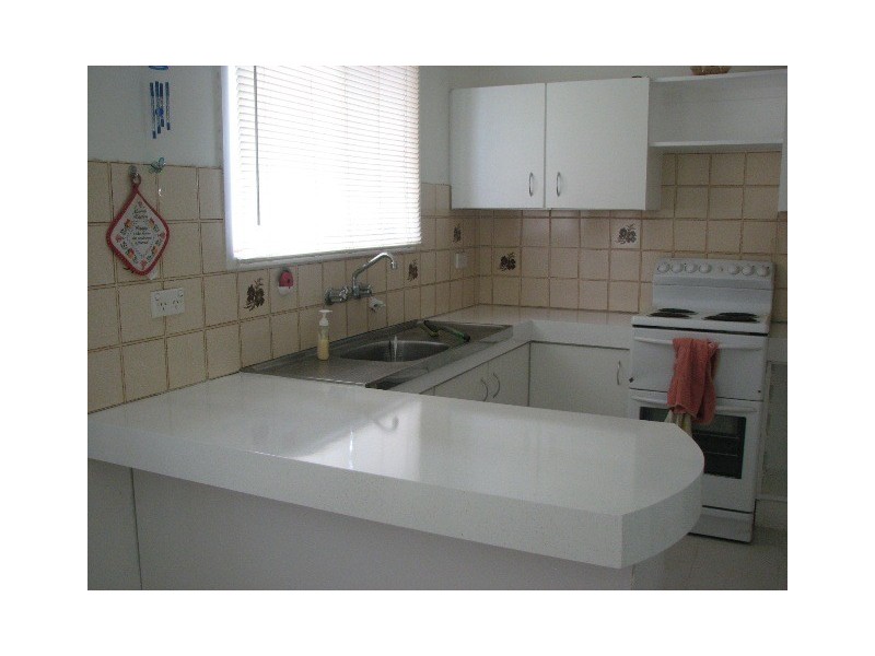 1 Albert Crt, Andergrove QLD 4740