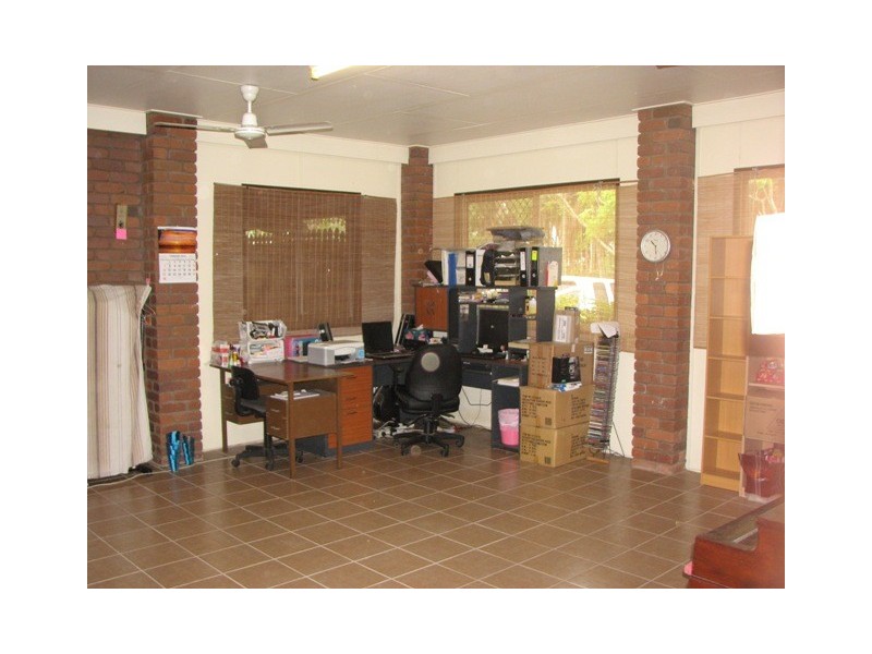 1 Albert Crt, Andergrove QLD 4740