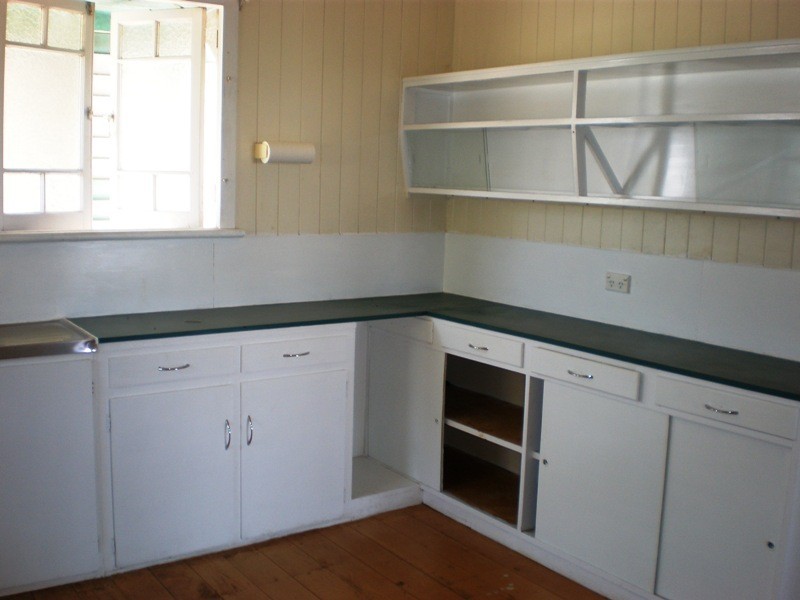 18 Perkins St, North Mackay QLD 4740