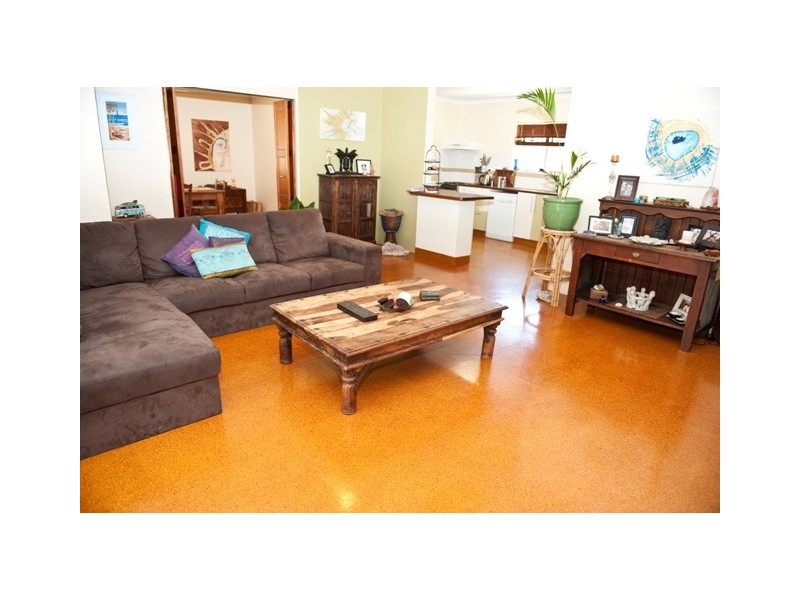 8 Melaleuca Street, Slade Point QLD 4740